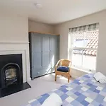 Bluefin Cottage